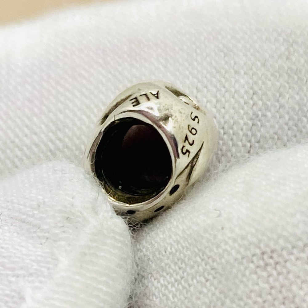 EUC Pandora 790112 Sterling Silver Strawberry Food Charm - Picture 5 of 6